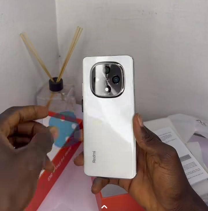 Redmi Note 40 pro + 5G (Dubai version) - Exclusive store groupsRedmi Note 40 pro + 5G (Dubai version)Exclusive store groupsExclusive store groupsGreenRedmi Note 40 pro + 5G (Dubai version)